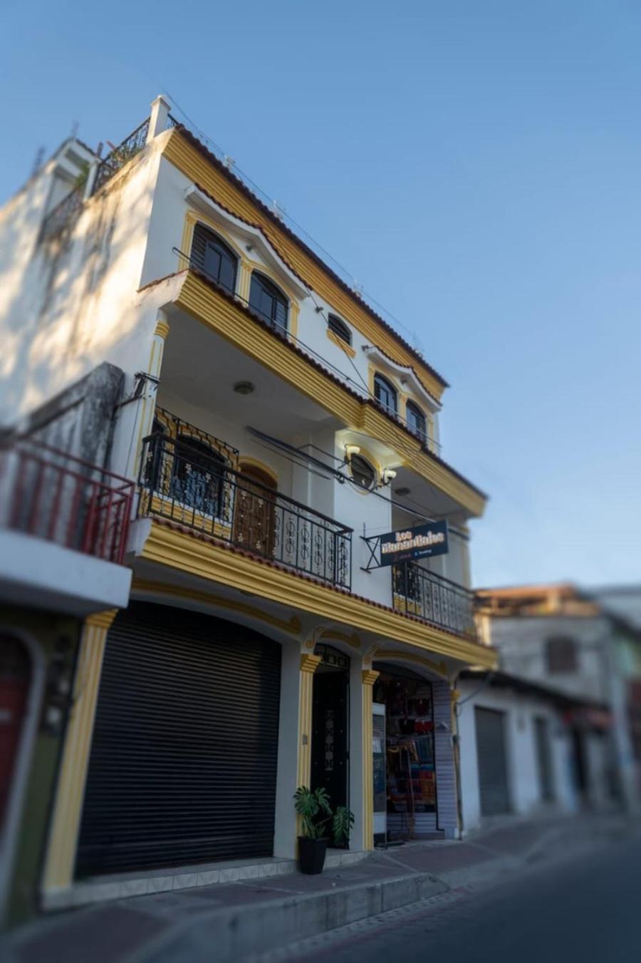 Hotel Los Manantiales Panajachel Buitenkant foto