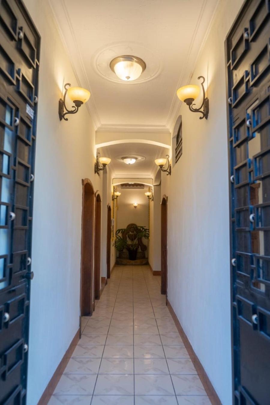 Hotel Los Manantiales Panajachel Buitenkant foto